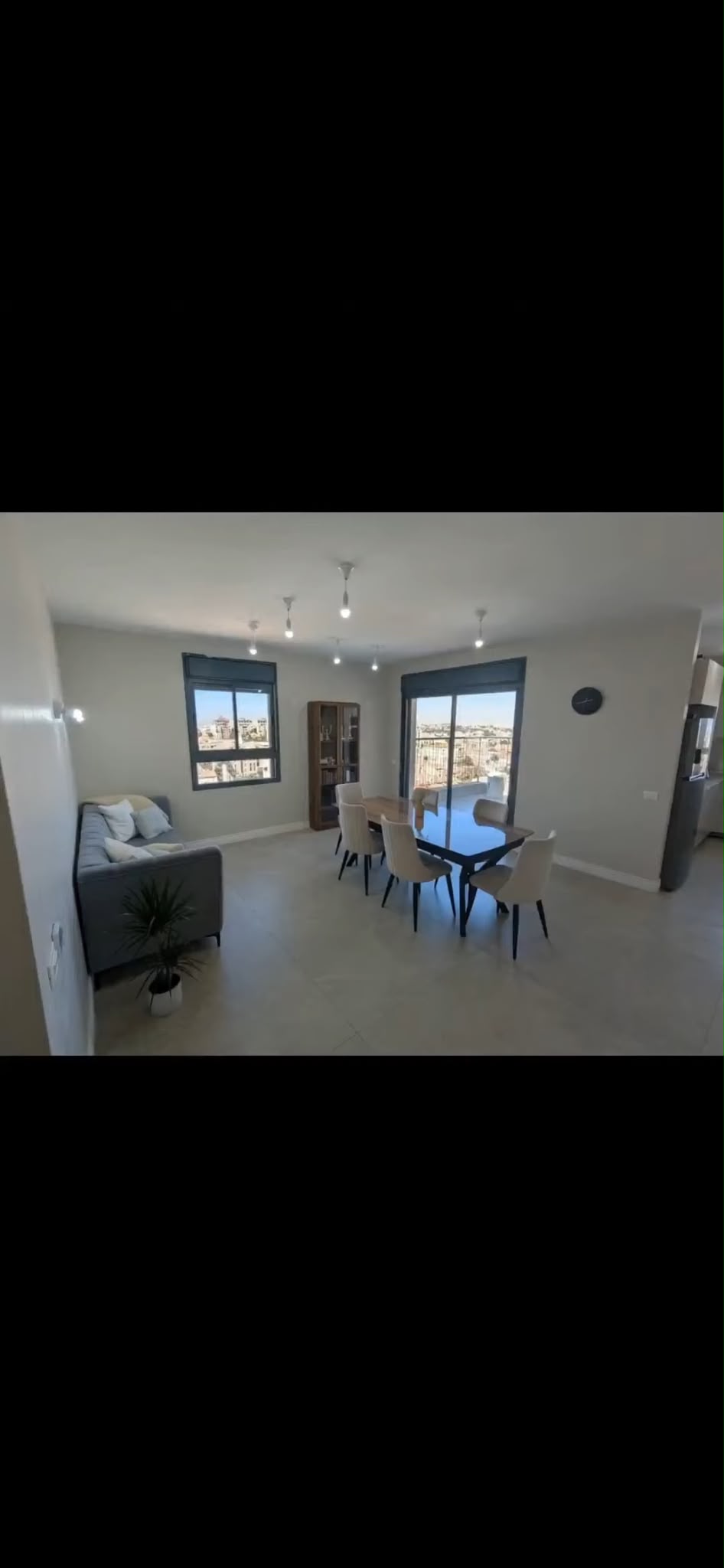 תמונה של פנטהאוז 2 חדרי שינה ו־2.5 חדרי רחצה במקור ברוך — מול מחנה יהודה